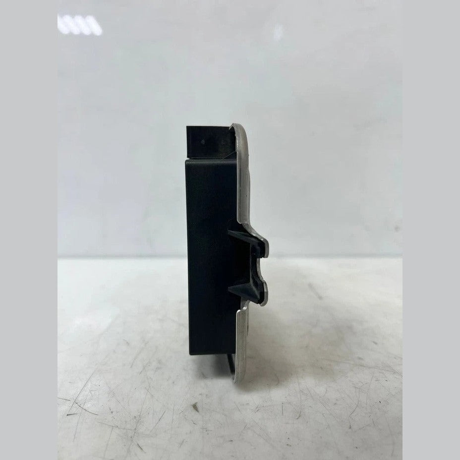 BMW 5 Series F10 F11 FRM3 Footwell Light Module Control Unit (9236460) – OEM