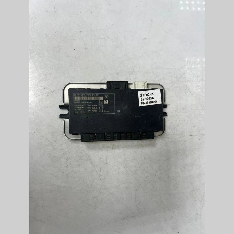 2011–2015 BMW F10 F12 F07 550i 535i Footwell Light Control Module FRM3 (9250456) – OEM