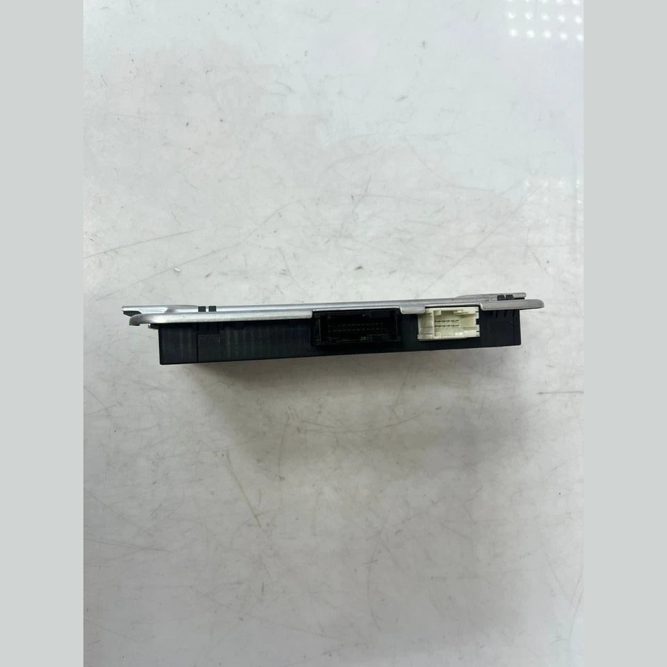 2011–2017 BMW F01 F02 F03 F04 F07 F10 F12 740i Footwell Control Module FRM3 (9232178) – OEM