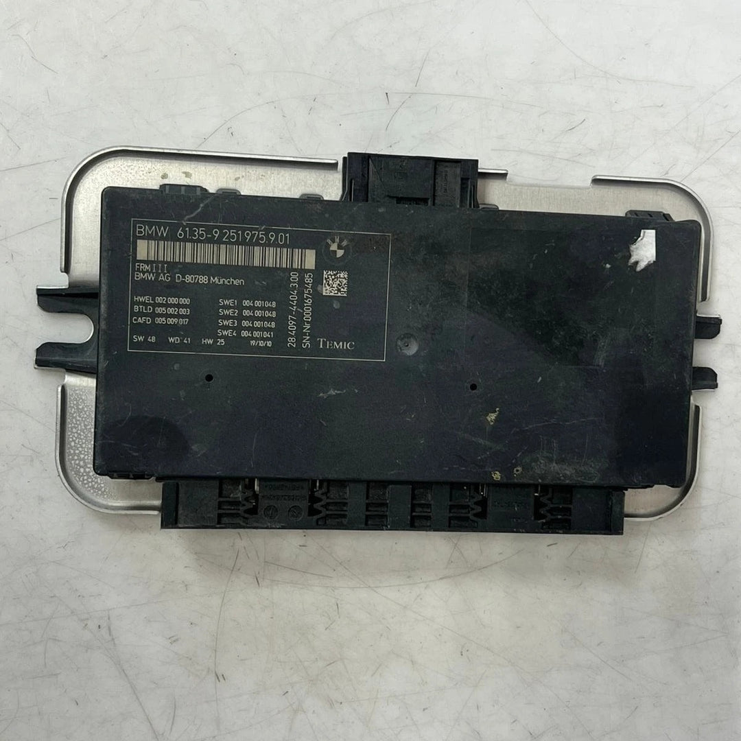 BMW 5 Series F10 F11 FRM3 Footwell Light Control Module (9251975) – OEM