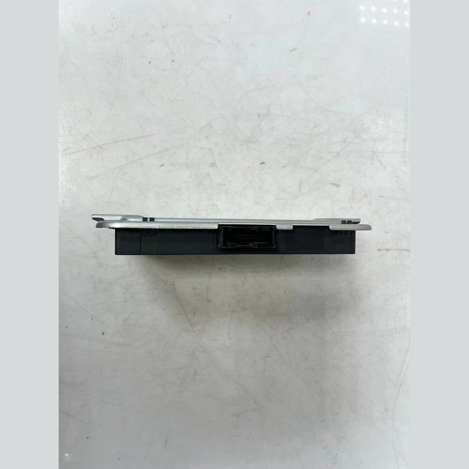 BMW 5 Series F10 F11 FRM3 Footwell Light Control Module (9251975) – OEM