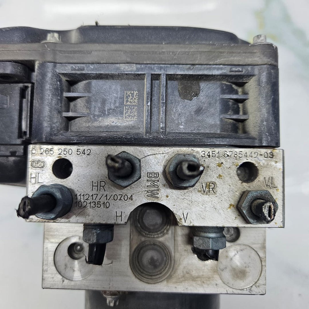 2010-2013 BMW 5 Series F10 F11 ABS PUMP ASSEMBLY ABS Control Module 6852808
