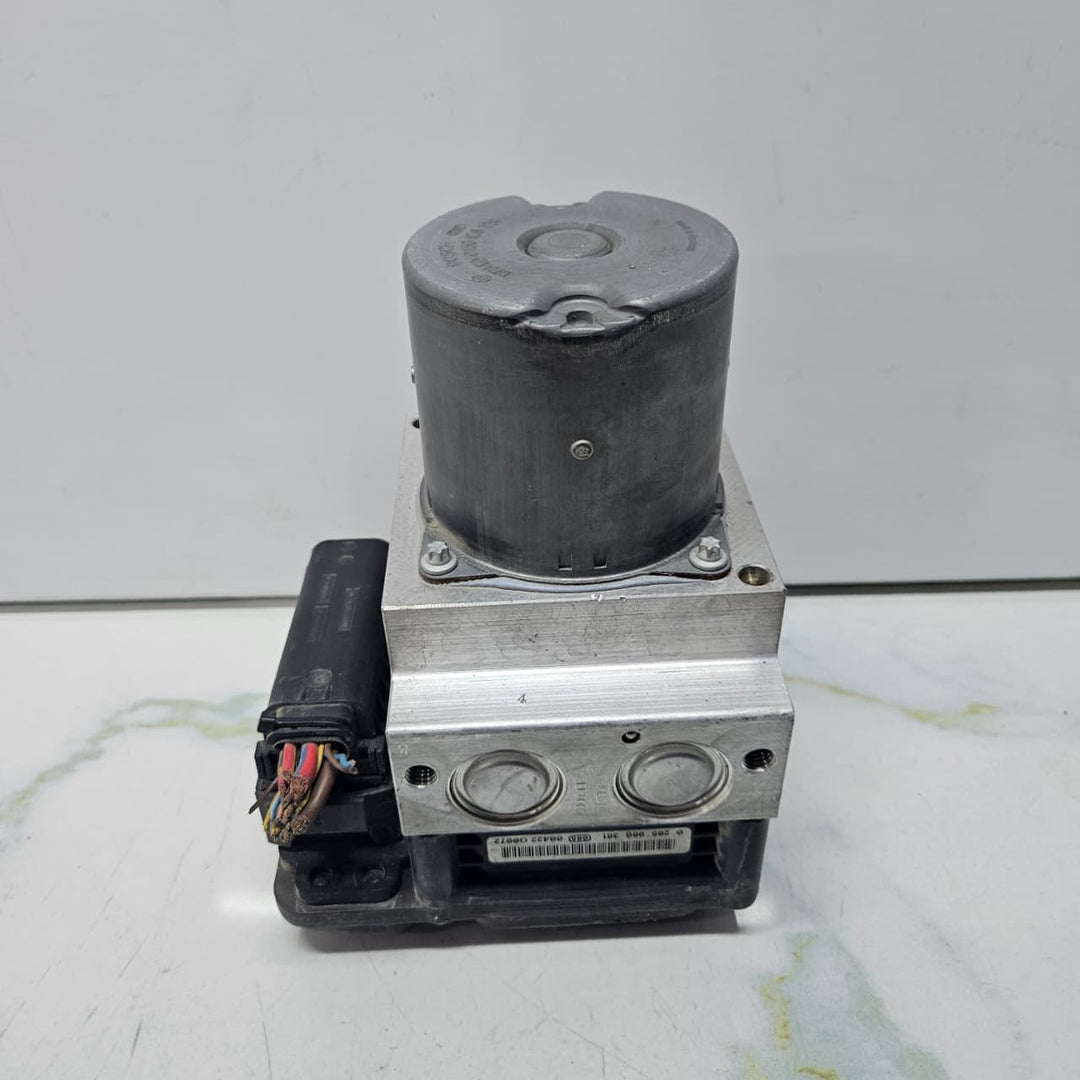 2010-2016 BMW 5 Series F10 F11 528i ABS Hydraulic Pump 6797045