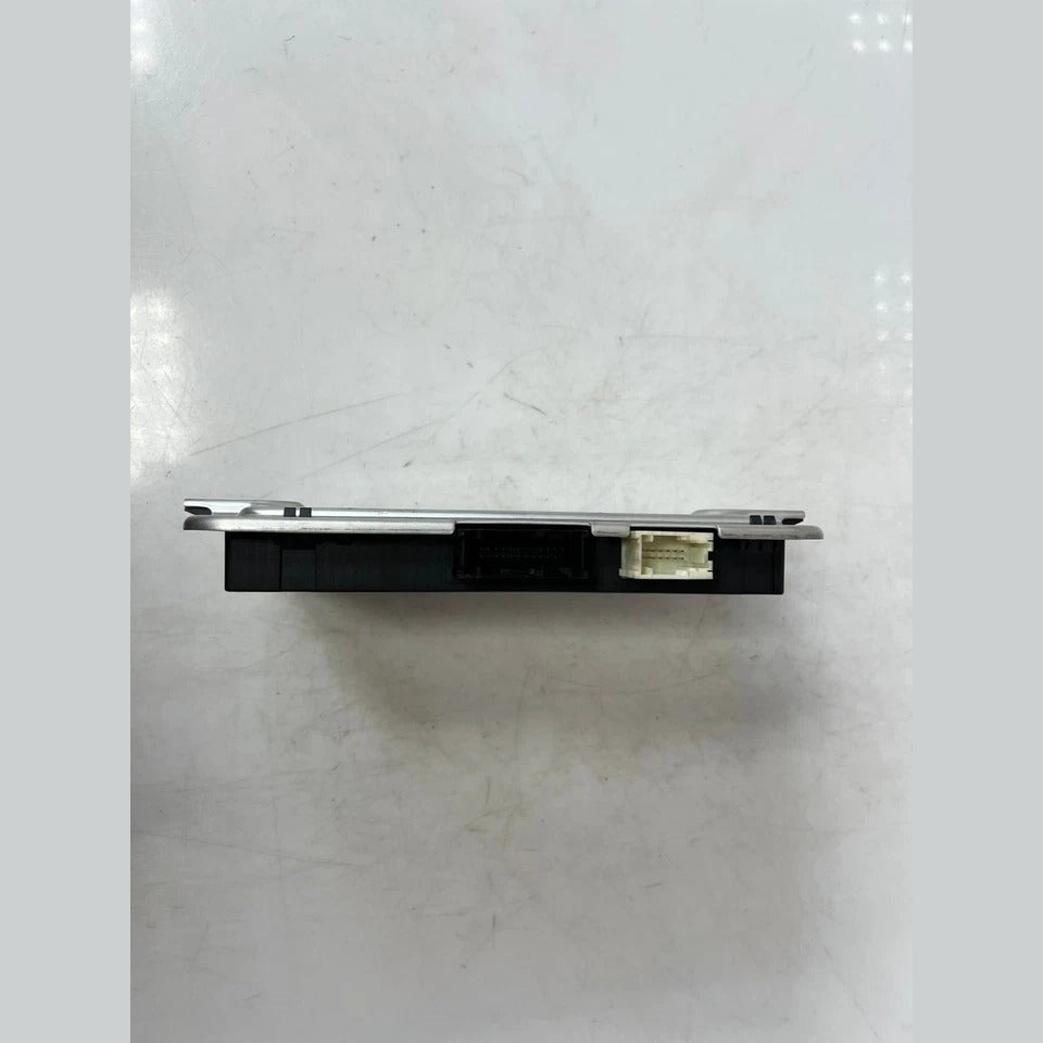 2011-2015 BMW 550i 535i 640i 650i F10 F12 FRM3 Footwell Light Control Module 9273630 OEM