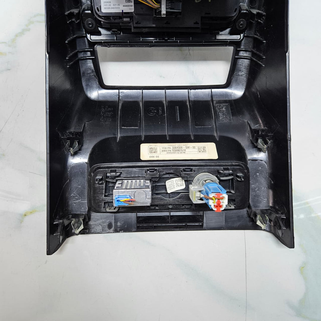 2020 BMW X5 G05 X6 G06 G07 XM Center Console Rear Cover 9399875