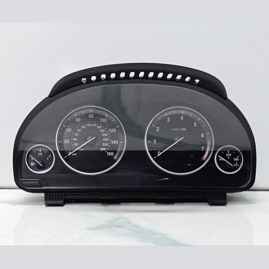 2014-2018 BMW X5 F15 Instrument Cluster Speedometer 6820601 OEM USED