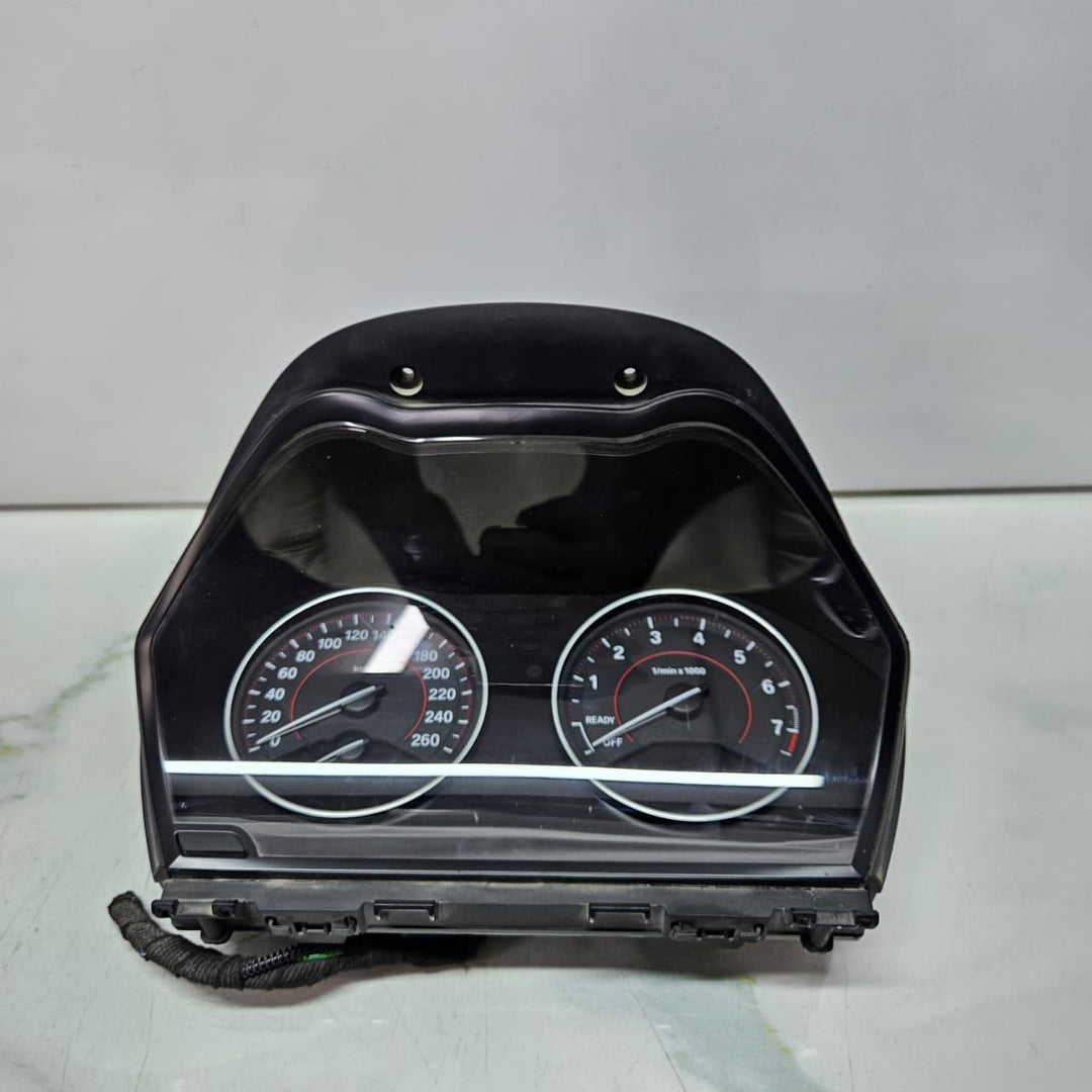 OEM BMW F20 F21 F22 F23 Instrument Cluster Speedometer 9325166
