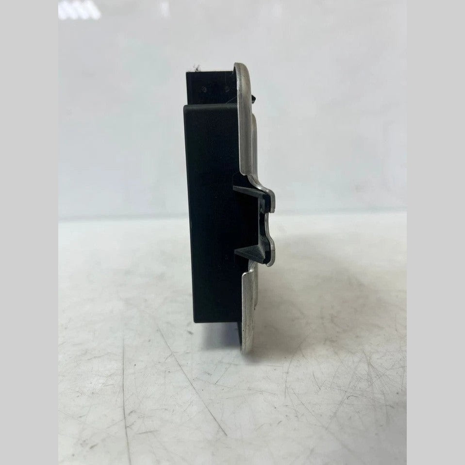 BMW 7 Series F01 F02 F03 F04 / 5 Series F10 F11 Footwell Power Light Control Module FRM3 (9208270) – OEM