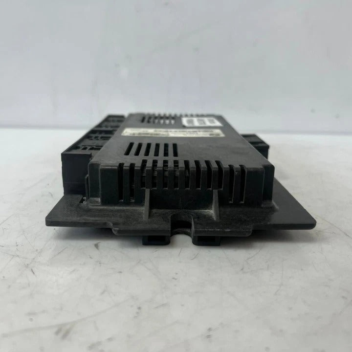 2012–2013 BMW 1 Series E87 E88 / 3 Series E90 E91 E92 E93 Footwell Light Control Module FRM3 (9263798) – OEM