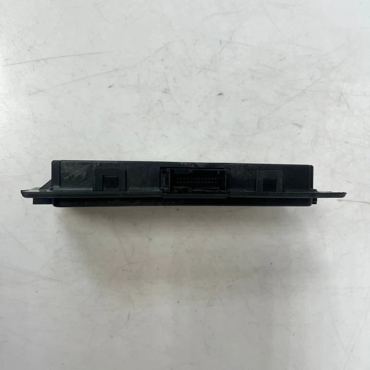 2006–2013 BMW E70 X5 FRM3R Footwell Light Control Module (9230432) – OEM