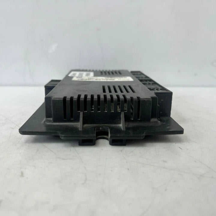 BMW E87 E92 E93 FRM3R PL2 Footwell Light Control Module (9241003) – OEM