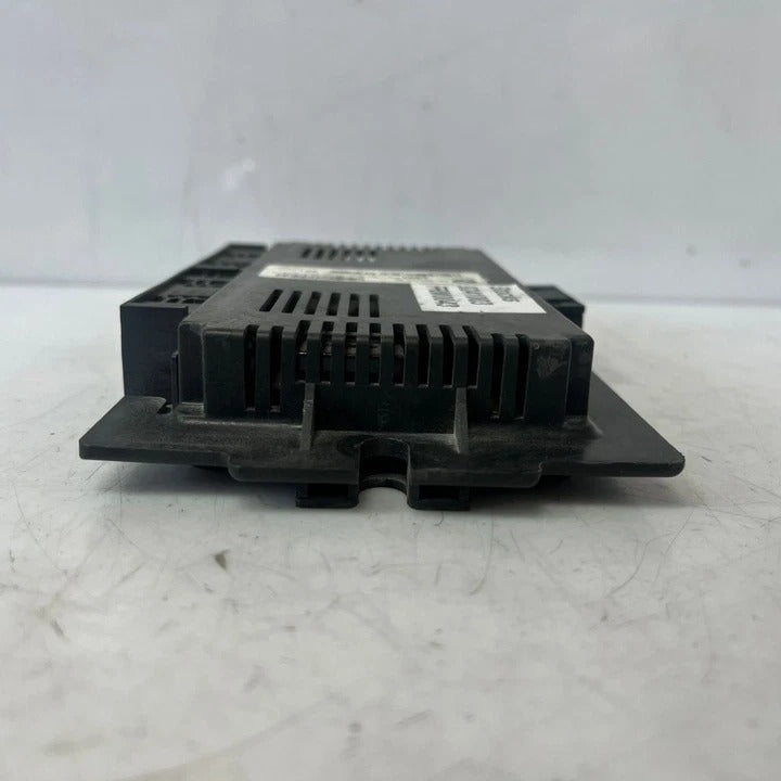 BMW E87 E92 E93 FRM3R PL2 Footwell Light Control Module (9241003) – OEM