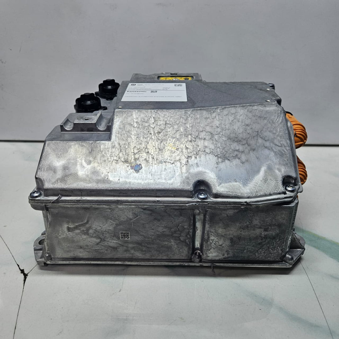 Genuine 2025 BMW iX Combined Charging Unit 5B68313 Brand New