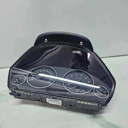 2012-2018 BMW F30 F31 F32 F34 F36 320i Instrument Cluster 9325590