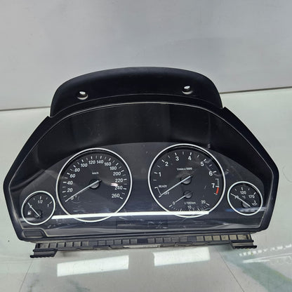 2012-2018 BMW F30 F31 F32 F34 F36 320i Instrument Cluster 9325590