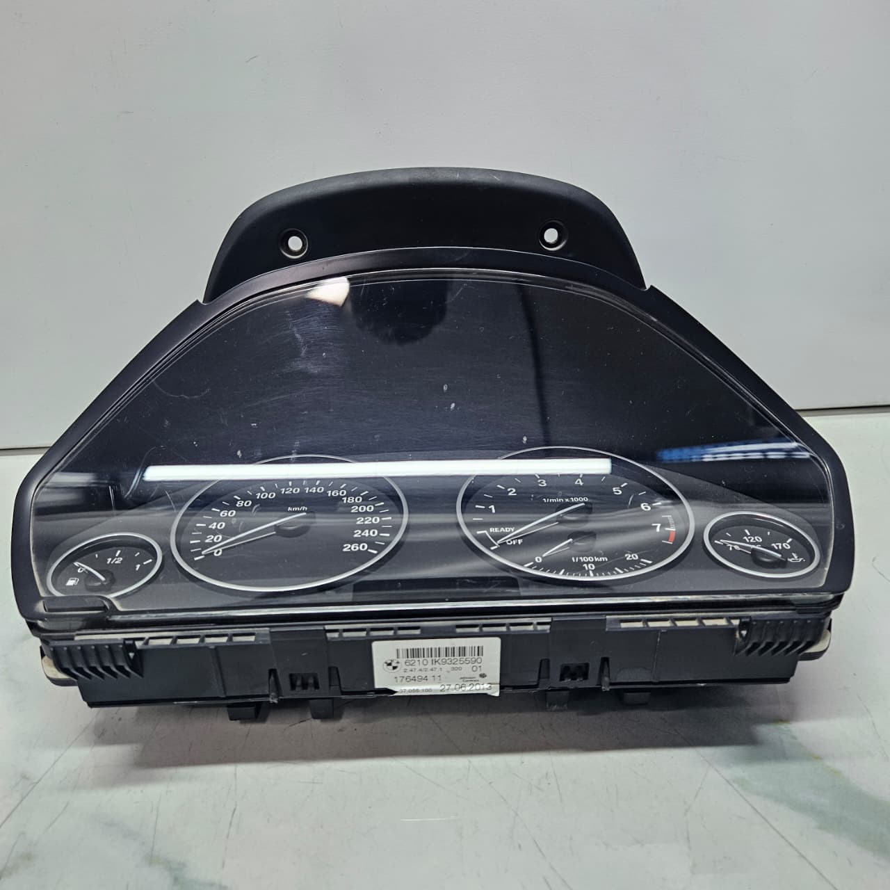2012-2018 BMW F30 F31 F32 F34 F36 320i Instrument Cluster 9325590