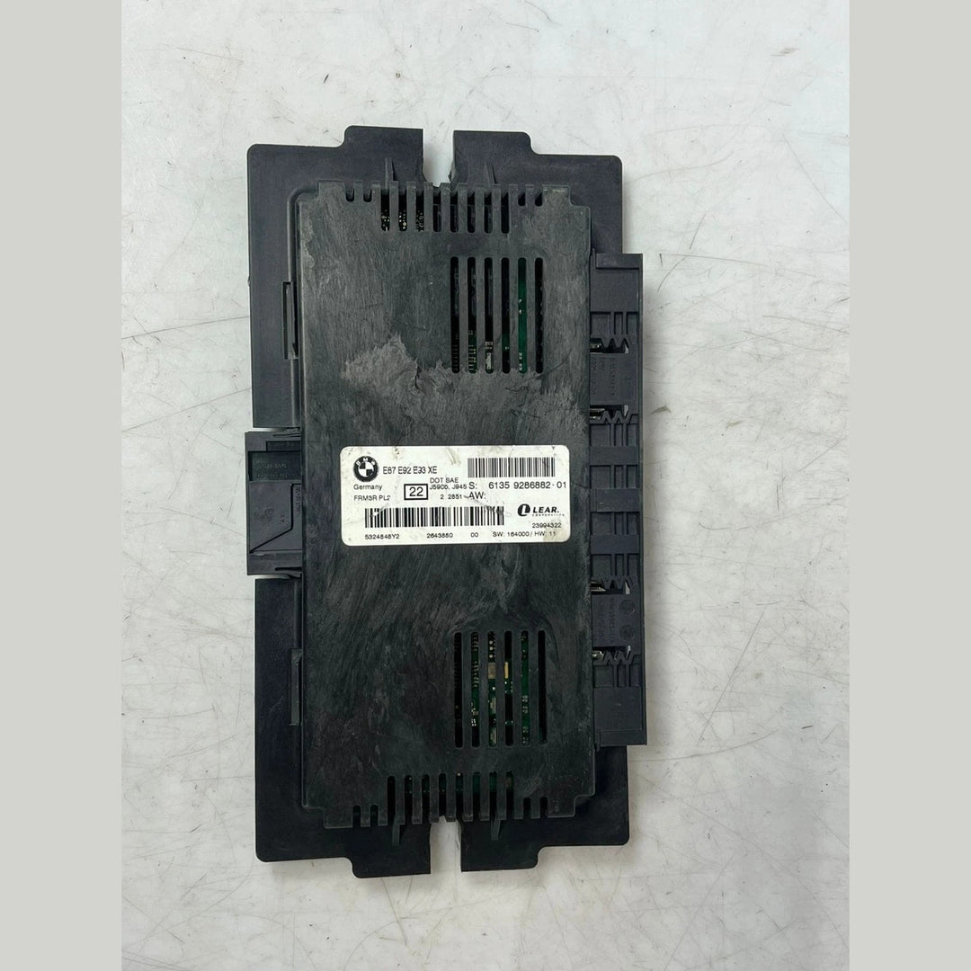 2010–2012 BMW 1 Series E87 / 3 Series E90 E92 E93 / X1 E84 Footwell Light Control Module FRM3 (9286882) – OEM