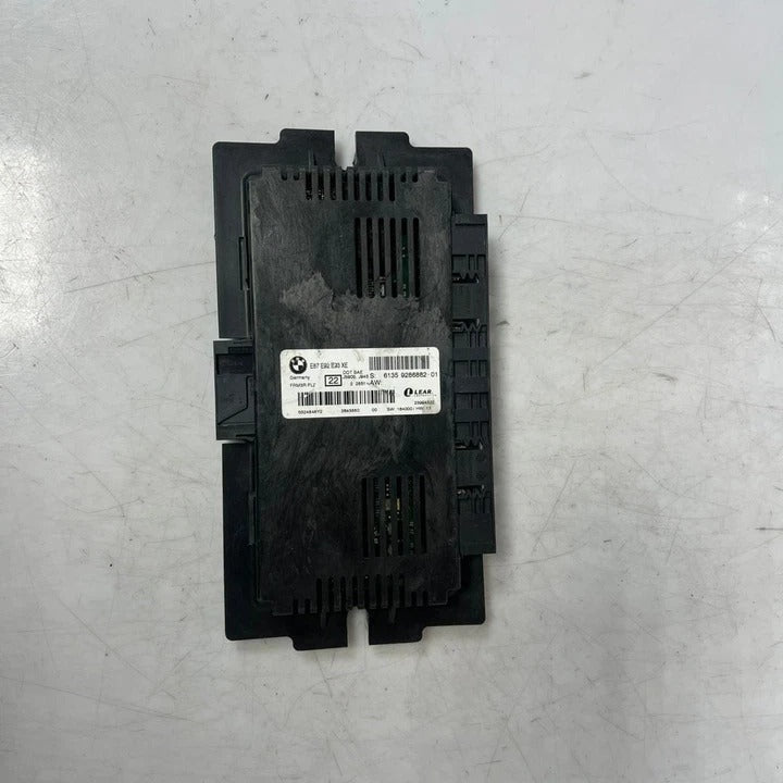 2010–2012 BMW 1 Series E87 / 3 Series E90 E92 E93 / X1 E84 Footwell Light Control Module FRM3 (9286882) – OEM