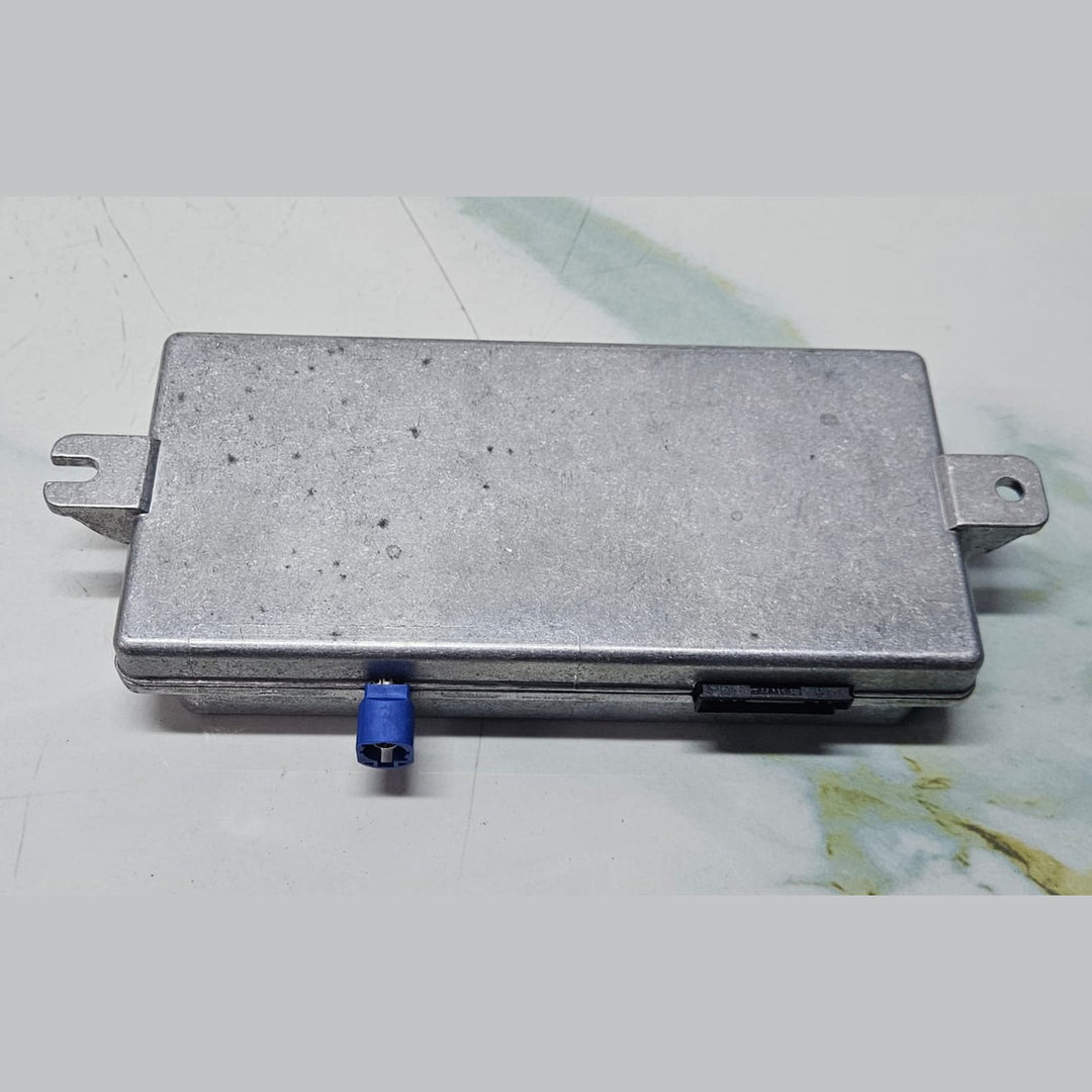 2013 BMW X1 E84 Rear View Camera Control Module 90848204 OEM USED