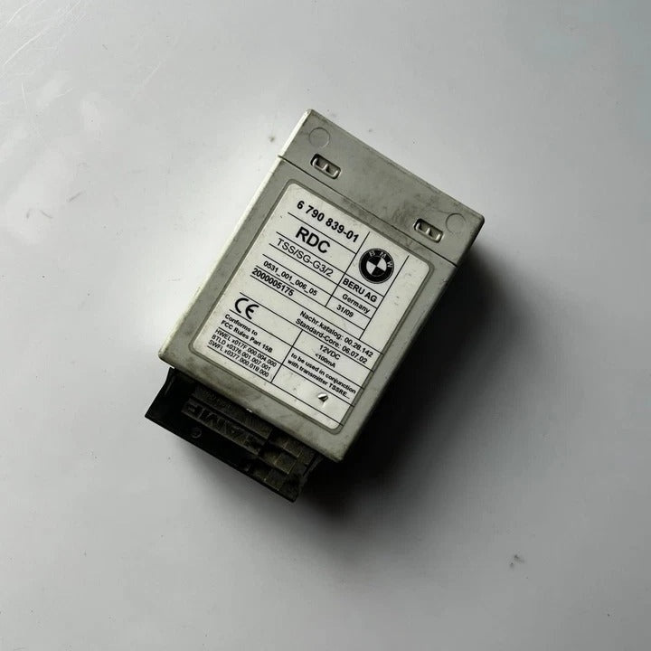 BMW 5 Series 7 Series Tire Pressure Control Unit TPMS Module (6790839) – OEM