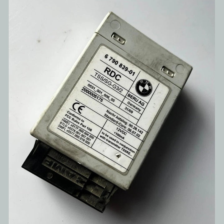 BMW 5 Series 7 Series Tire Pressure Control Unit TPMS Module (6790839) – OEM