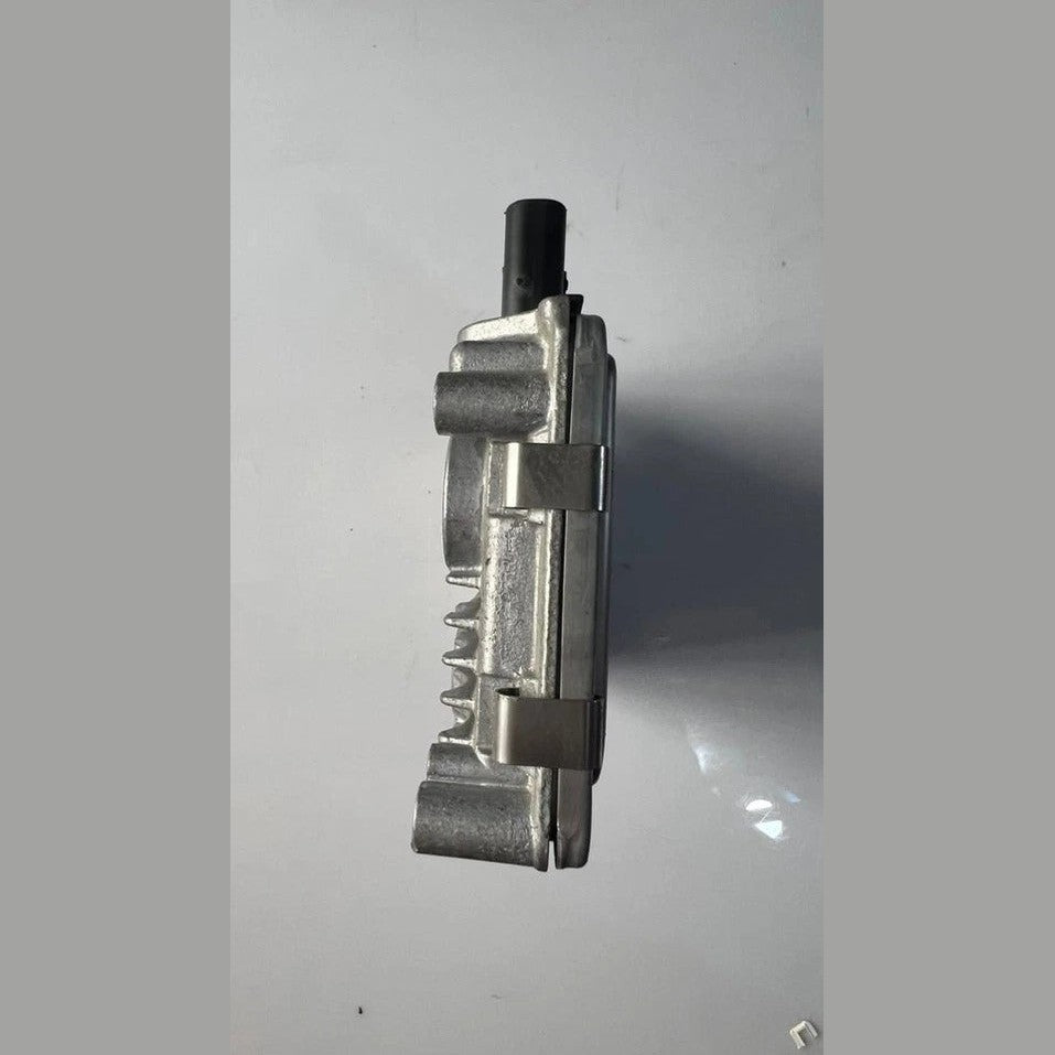 BMW Active Steering Control Unit Module (6854031) – OEM | Fits F10 F01 F06 F07 F11 F12 F13