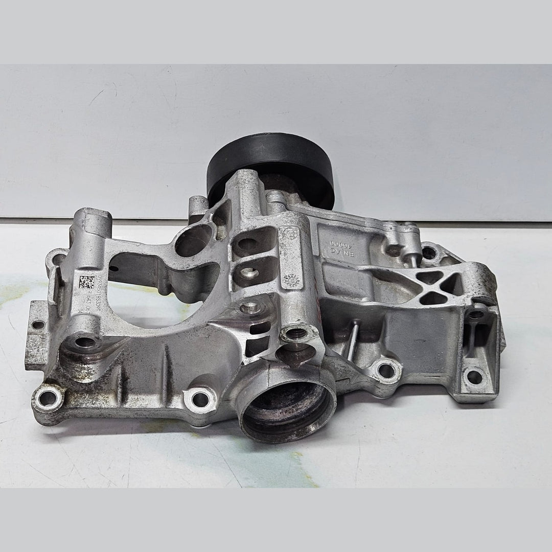 2017-2020 BMW 540i G30 G11 B58 Water Pump With Support 7643067 OEM USED