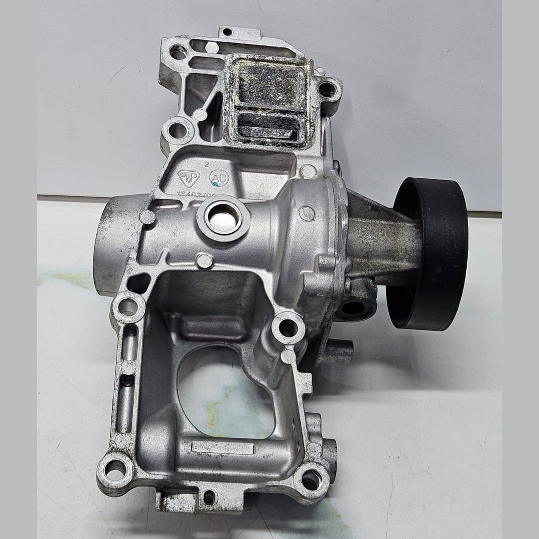 2017-2020 BMW 540i G30 G11 B58 Water Pump With Support 7643067 OEM USED