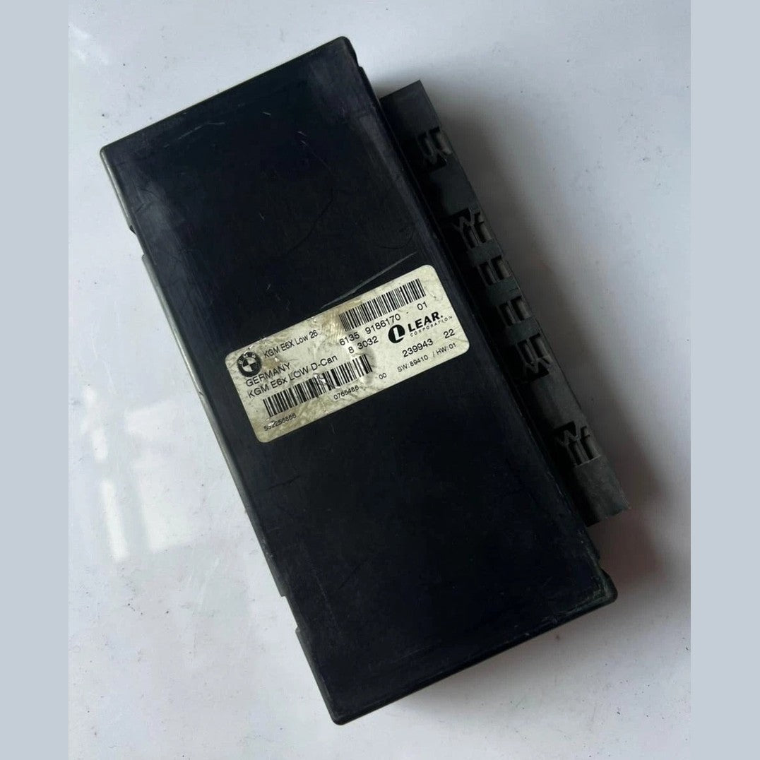 2004–2007 BMW 525i E60 E61 E63 E64 Body Gateway Control Module ZGM (9133143) – OEM