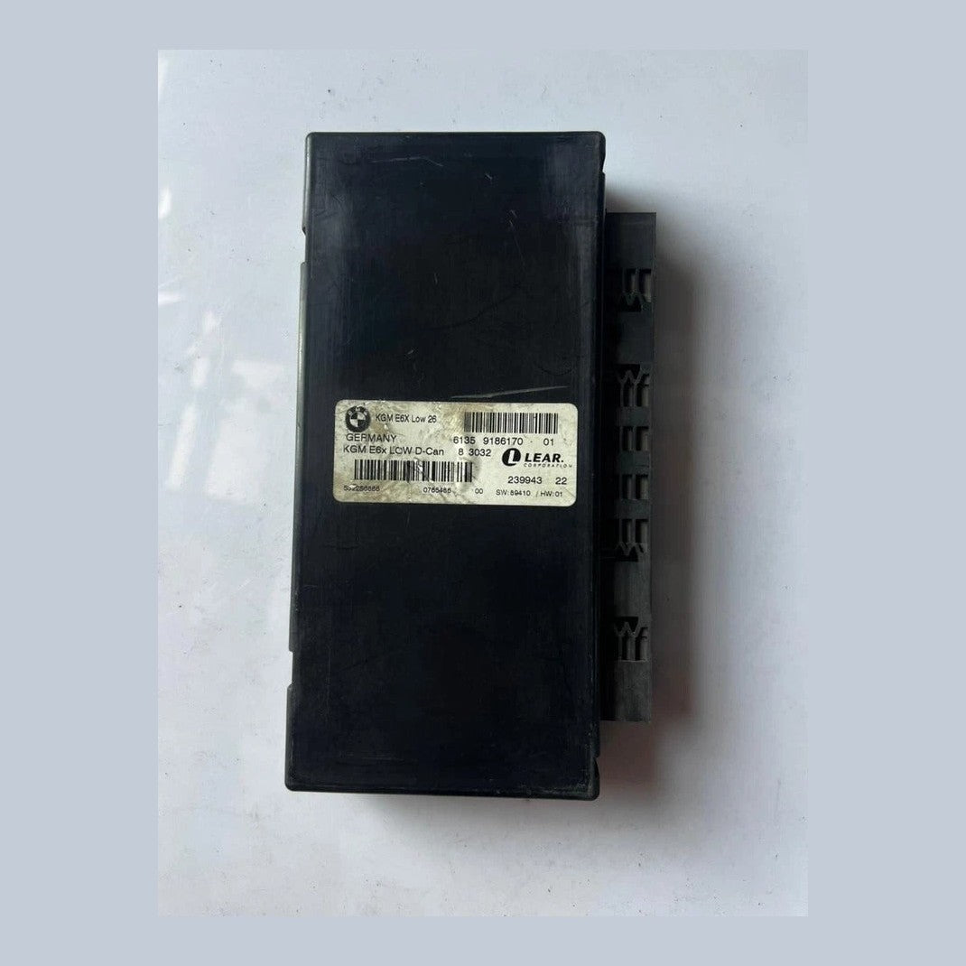 2004–2007 BMW 525i E60 E61 E63 E64 Body Gateway Control Module ZGM (9133143) – OEM
