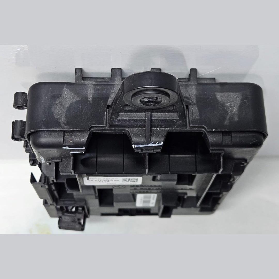 2015-2019 BMW X5 F15 Rear Power Distribution Box 9360372 OEM USED
