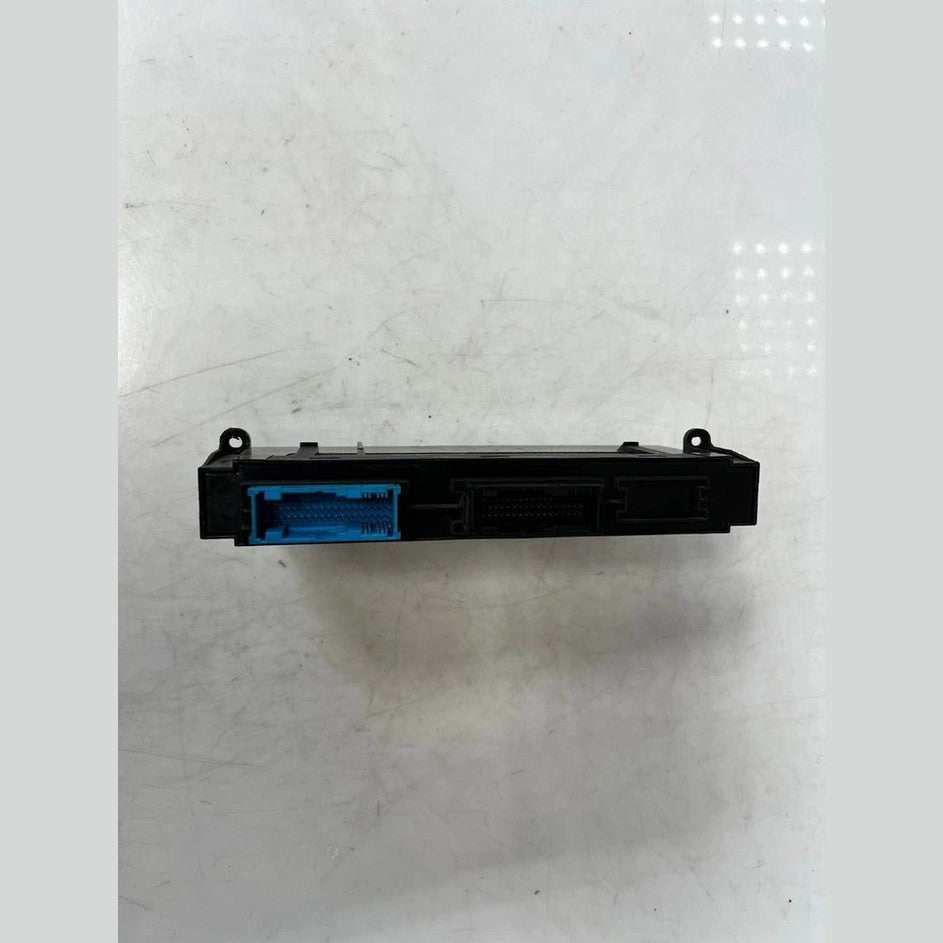 BMW X1 E84 Body Control Module BCM JBE Junction Box Electronics (9286785) – OEM