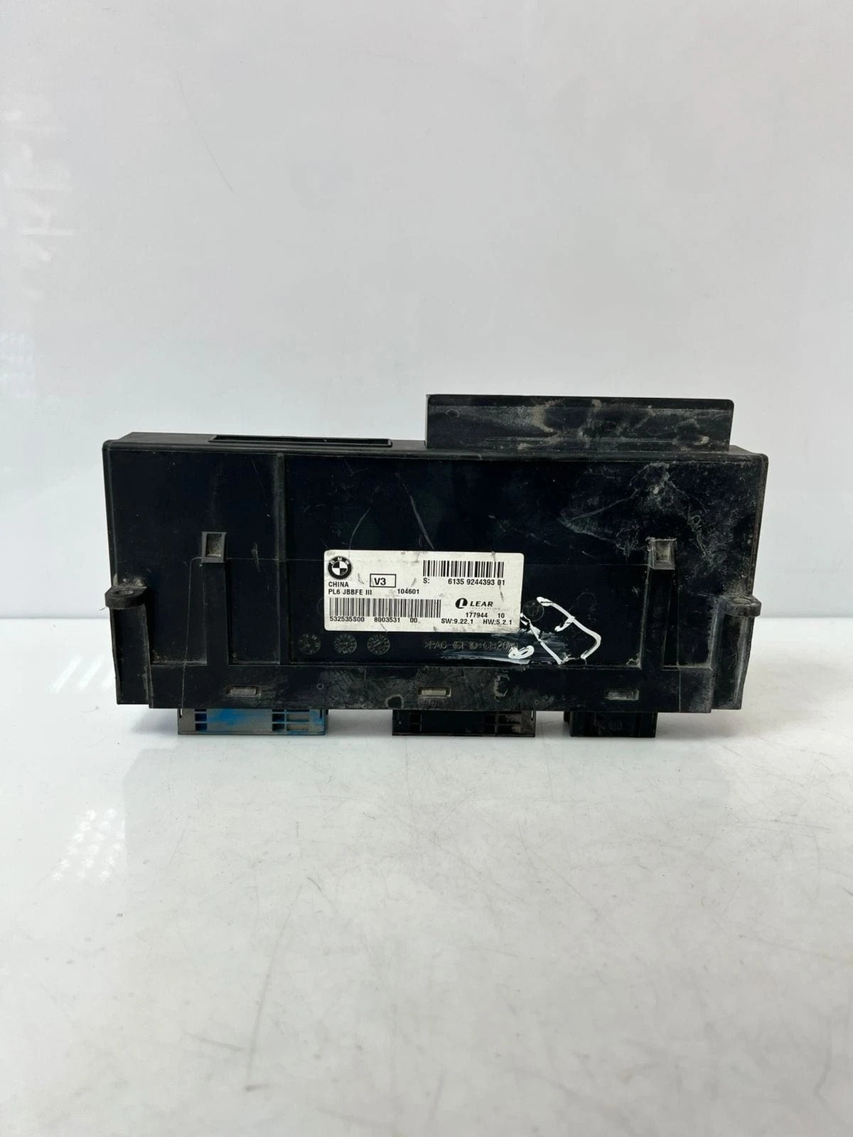 2011–2016 BMW F10 F11 5 Series 535i Body Control Module BCM (9244393) – OEM