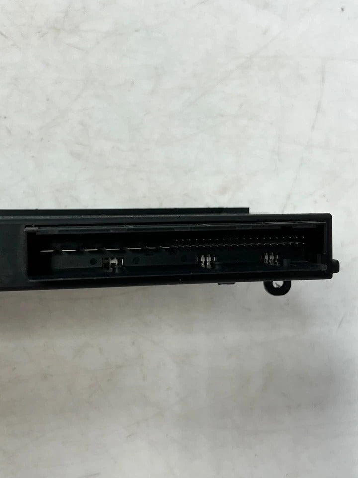 2011–2016 BMW 5 Series F10 F11 528i 535i 550i Junction Box Control Module BCM (9228492) – OEM