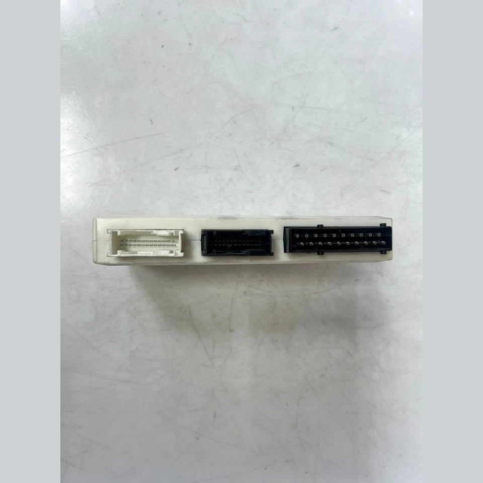 2000–2005 BMW X5 E53 GM3 12V Body Control Module (6920822) – OEM