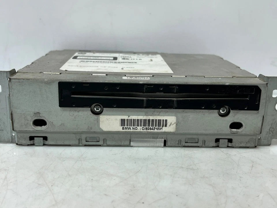BMW F10 F11 F30 Professional Radio CD/DVD GPS Navigation Head Unit System (9294212) – OEM