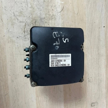 2007–2014 BMW X5 E70 ABS Anti-Lock Brake Pump Control Module (6798284) – OEM
