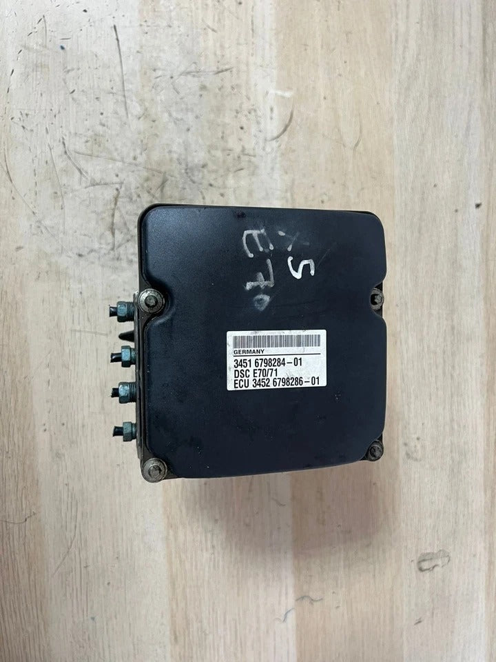 2007–2014 BMW X5 E70 ABS Anti-Lock Brake Pump Control Module (6798284) – OEM