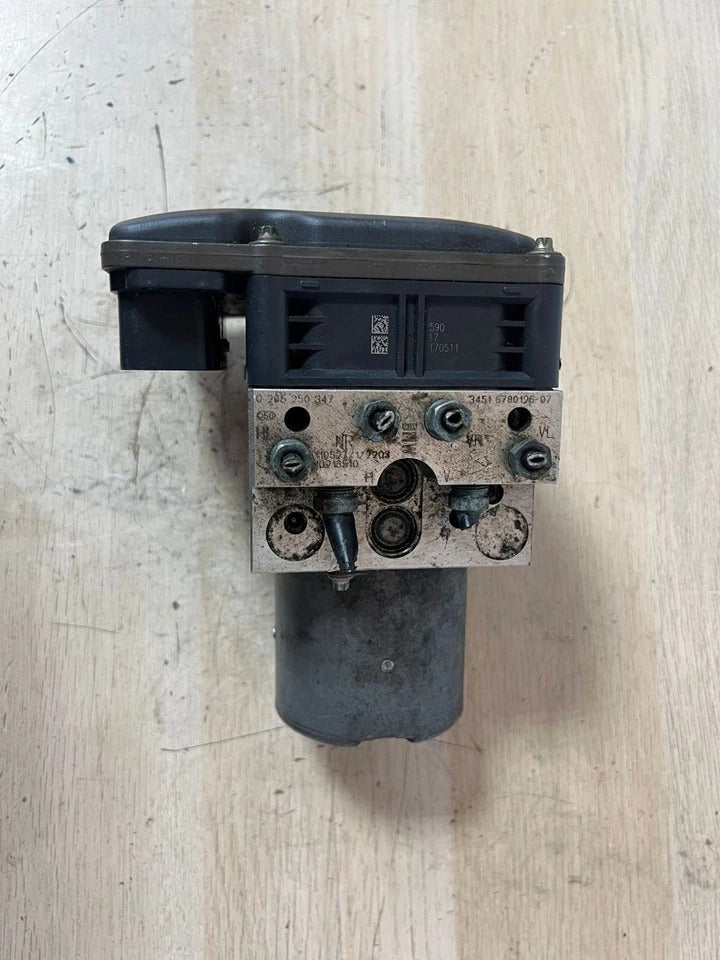 2007–2014 BMW X5 E70 ABS Anti-Lock Brake Pump Control Module (6798284) – OEM