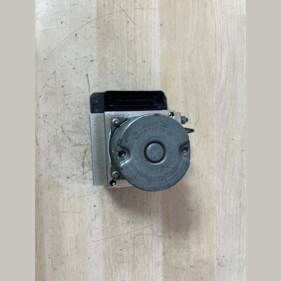 2007–2014 BMW X5 E70 ABS Anti-Lock Brake Pump Control Module (6798284) – OEM