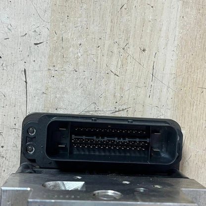 2007–2014 BMW X5 E70 ABS Anti-Lock Brake Pump Control Module (6798284) – OEM