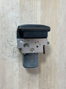 BMW 5 Series F10 Hybrid ABS DSC Hydraulic Block Pump ECU Module (6860157 / 6860154) – OEM
