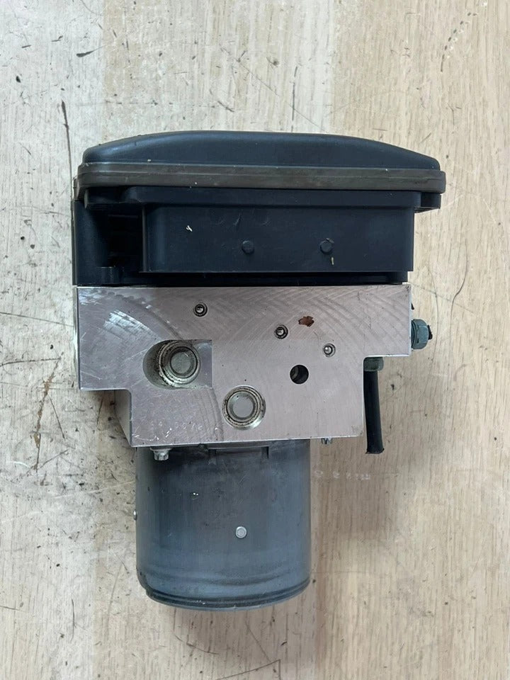 BMW 5 Series F10 Hybrid ABS DSC Hydraulic Block Pump ECU Module (6860157 / 6860154) – OEM