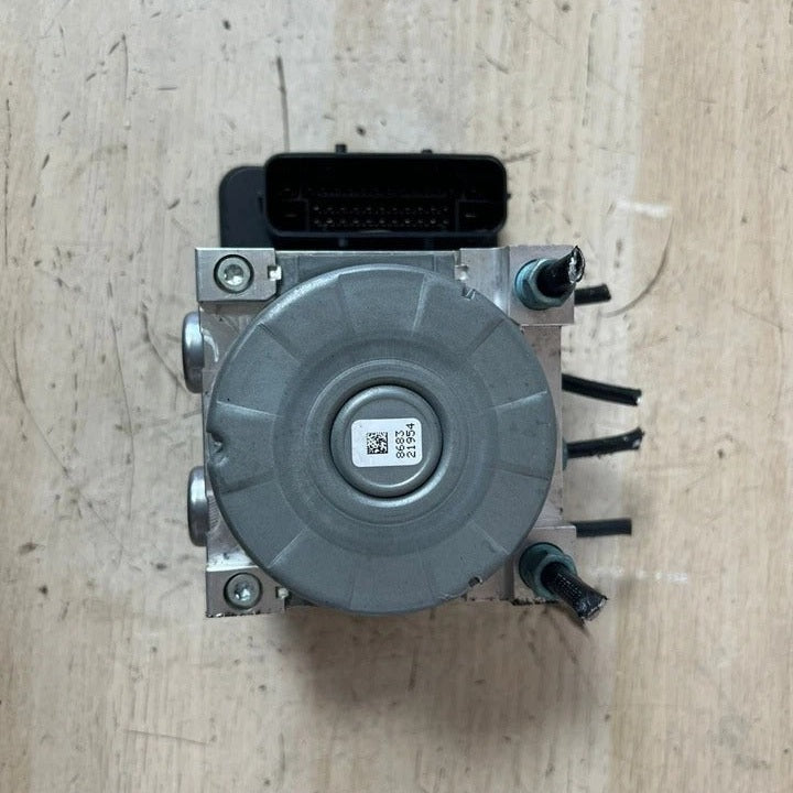 2016 BMW 1 Series F20 F21 2 Series F22 F87 M2 F30 320i ABS Pump Control Module (6881173) – OEM