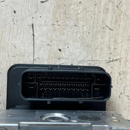 2016 BMW 1 Series F20 F21 2 Series F22 F87 M2 F30 320i ABS Pump Control Module (6881173) – OEM