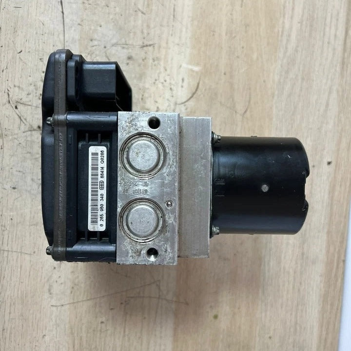 2006–2014 Genuine BMW X5 E70 ABS DSC Module Pump ECU (6788219) – OEM