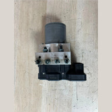 BMW 520d F11 Touring ABS ESP Hydraulic Block Control Unit (6881305) – OEM
