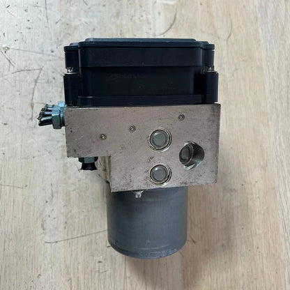 BMW 520d F11 Touring ABS ESP Hydraulic Block Control Unit (6881305) – OEM