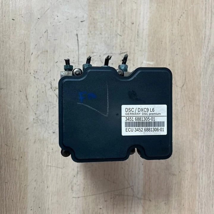 BMW 520d F11 Touring ABS ESP Hydraulic Block Control Unit (6881305) – OEM
