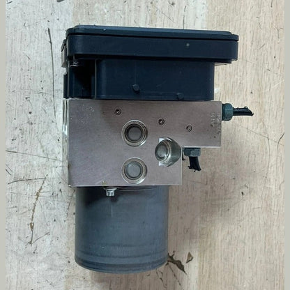 BMW 520d F11 Touring ABS ESP Hydraulic Block Control Unit (6881305) – OEM